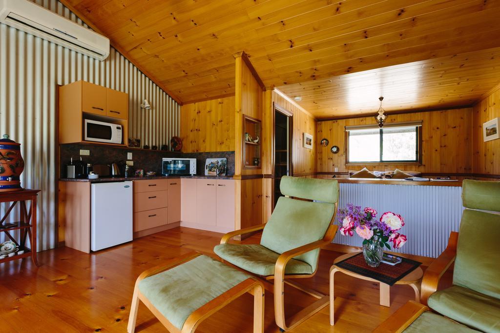 Tuckeroo Cottages & Gardens Rathdowney Oda fotoğraf